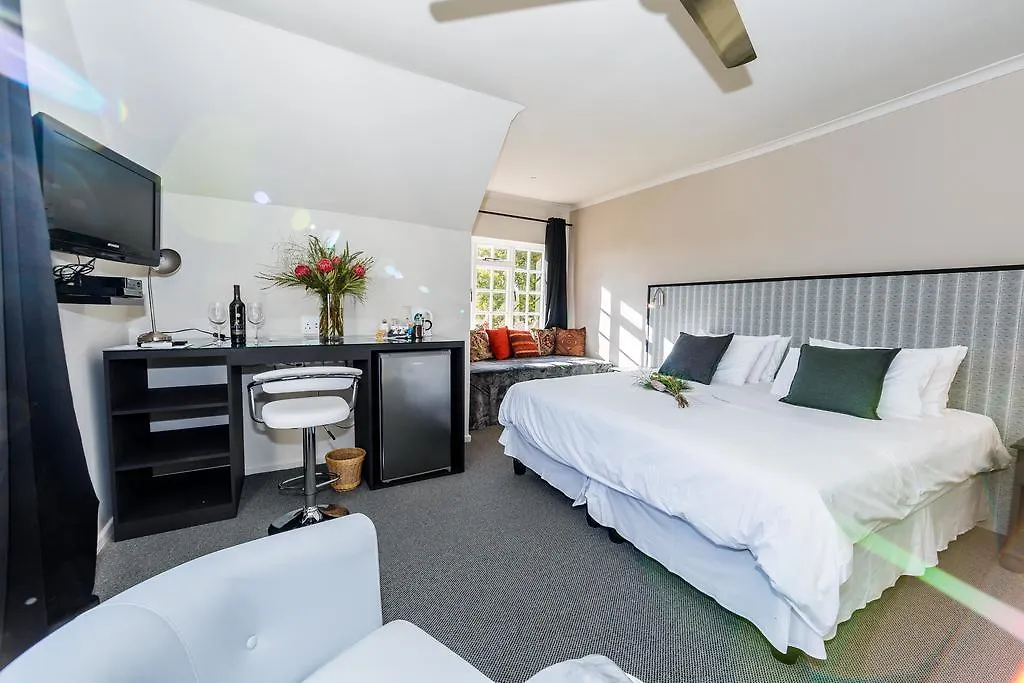 Le Petit Chateau Guest House 4*, Durbanville South Africa
