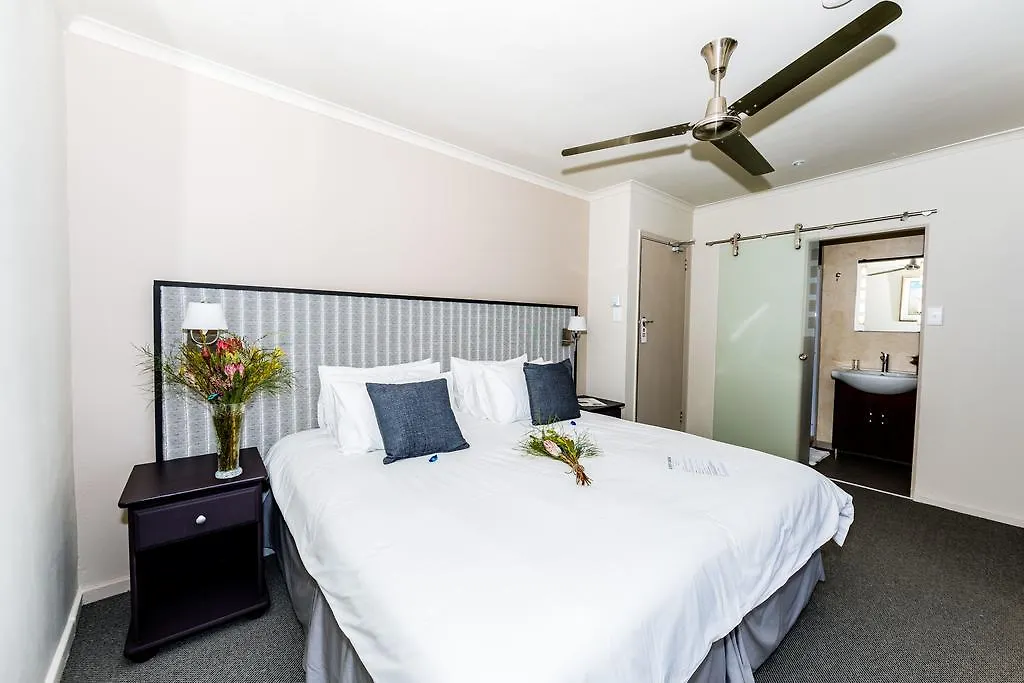 Le Petit Chateau Guest House